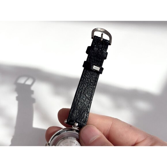 Elizabeth Taylor Leather Silver Ladies Vintage Wristwatch - 29mm - WORKS! - Picture 7 of 10